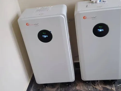 Batteries installées au sol